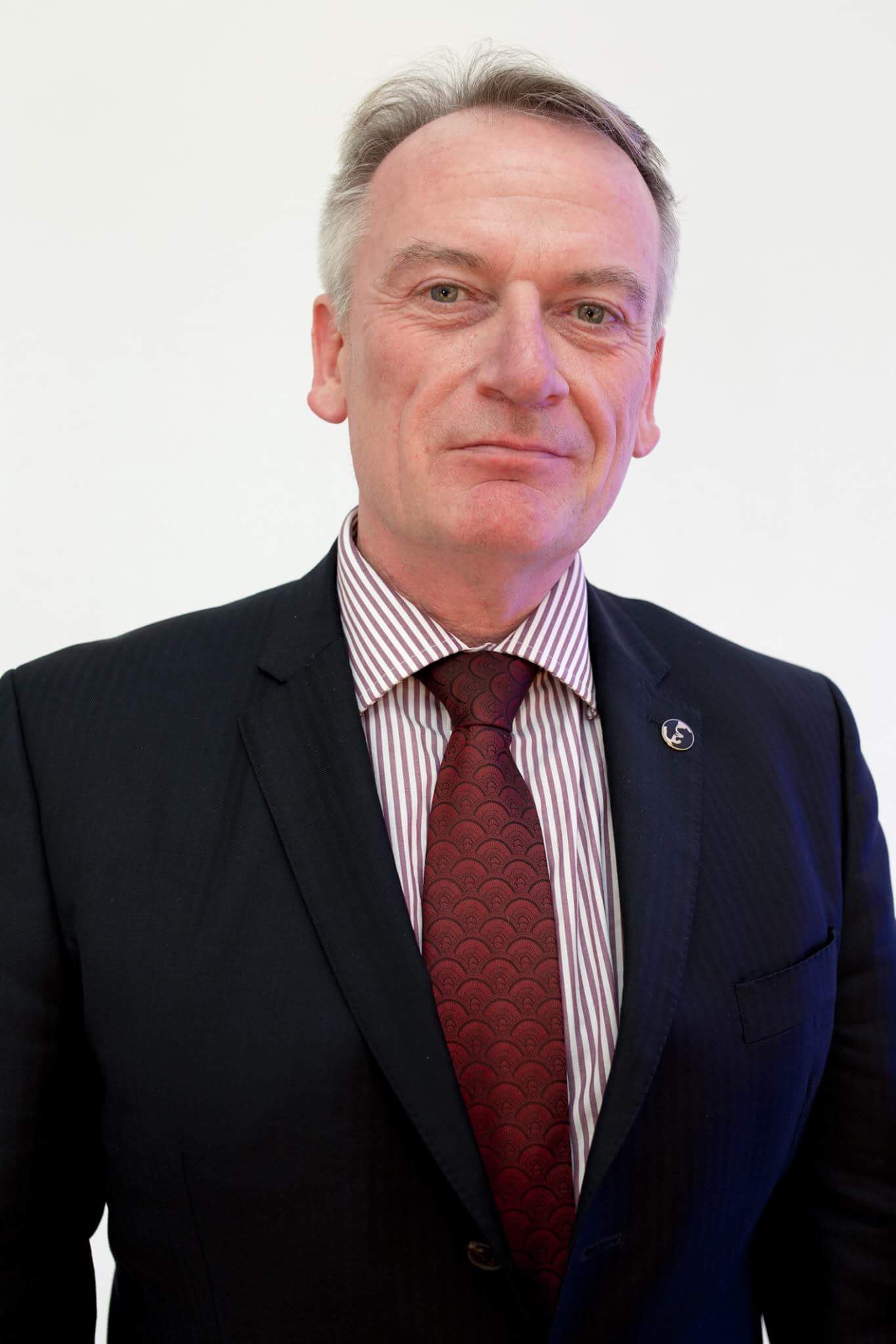Chris SKINNER